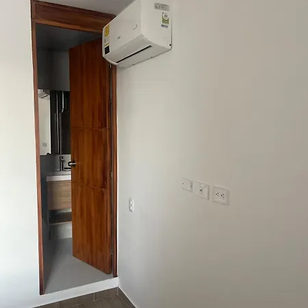 Lindo